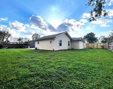 1430 Freedonia Drive - Photo Thumbnail 19
