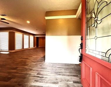 1430 Freedonia Drive - Photo Thumbnail 3