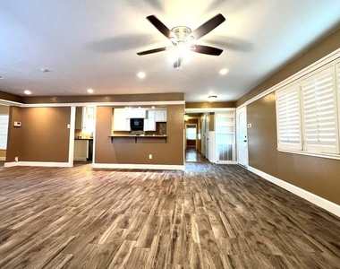 1430 Freedonia Drive - Photo Thumbnail 6