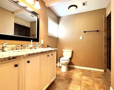 1430 Freedonia Drive - Photo Thumbnail 12