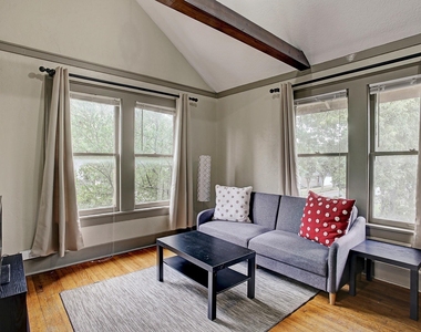 2323 Park Street - Photo Thumbnail 8