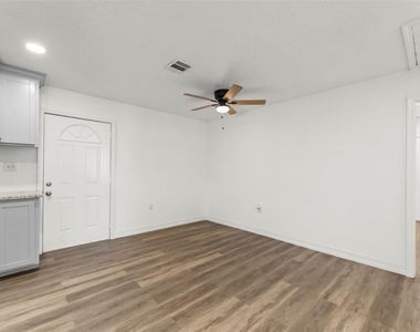 1906 County Road 3434 N - Photo Thumbnail 26
