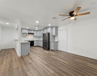 1906 County Road 3434 N - Photo Thumbnail 22