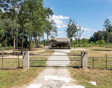 1906 County Road 3434 N - Photo Thumbnail 5