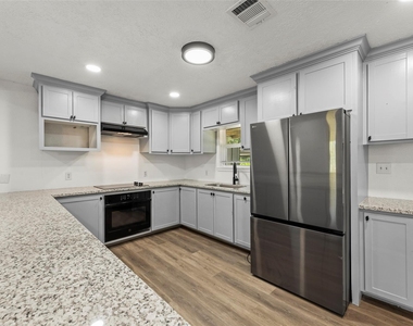 1906 County Road 3434 N - Photo Thumbnail 20