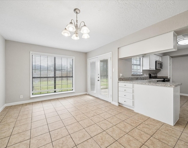 626 Sulphur Street - Photo Thumbnail 8