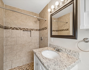 626 Sulphur Street - Photo Thumbnail 11