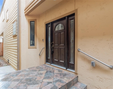 5728 Petty Street - Photo Thumbnail 4