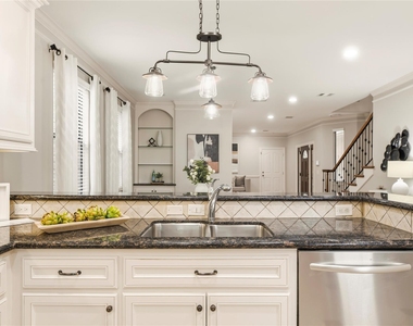 5728 Petty Street - Photo Thumbnail 14