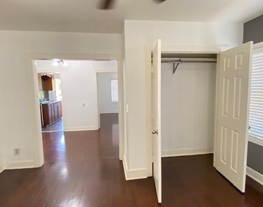 4305 Bell Street - Photo Thumbnail 4