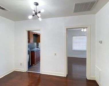 4305 Bell Street - Photo Thumbnail 5
