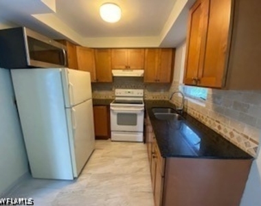27677 Okeana Street - Photo Thumbnail 8