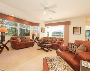 26343 Clarkston Drive - Photo Thumbnail 9