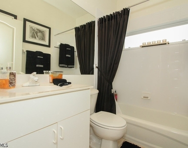 26343 Clarkston Drive - Photo Thumbnail 14