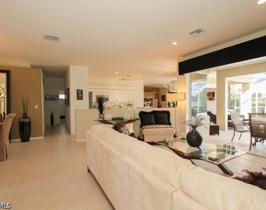26343 Clarkston Drive - Photo Thumbnail 3