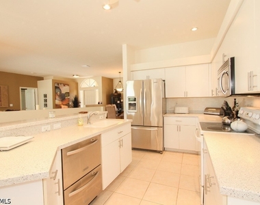 26343 Clarkston Drive - Photo Thumbnail 6