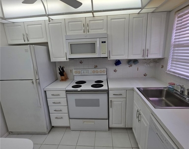 160 Turtle Lake Court - Photo Thumbnail 7