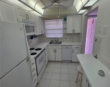 160 Turtle Lake Court - Photo Thumbnail 6