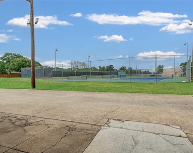 15309 Kingfield Drive - Photo Thumbnail 40