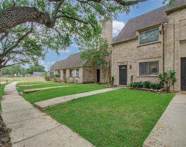 15309 Kingfield Drive - Photo Thumbnail 34