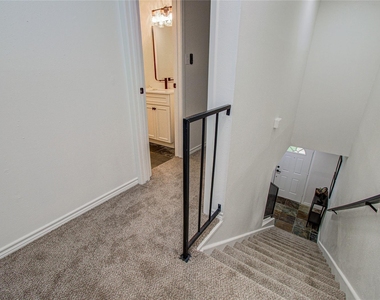 15309 Kingfield Drive - Photo Thumbnail 25