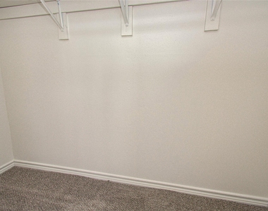 15309 Kingfield Drive - Photo Thumbnail 26
