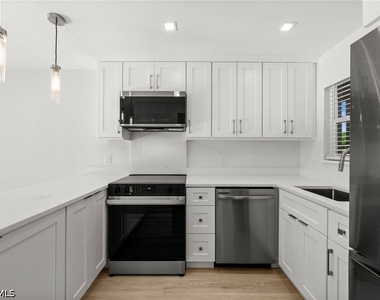 200 Turtle Lake Court - Photo Thumbnail 10
