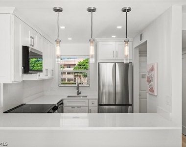 200 Turtle Lake Court - Photo Thumbnail 12