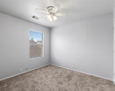 23815 Pebworth Place - Photo Thumbnail 12