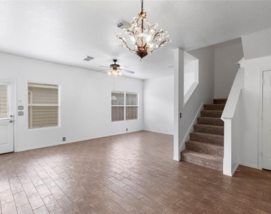 23815 Pebworth Place - Photo Thumbnail 4