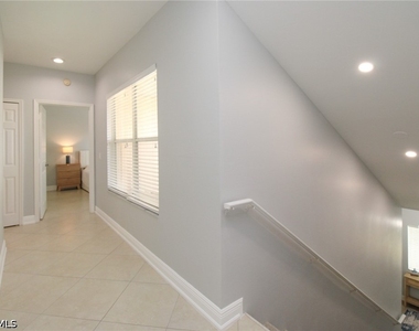 635 Mardel Court - Photo Thumbnail 8