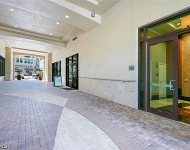 9115 Strada Place - Photo Thumbnail 27