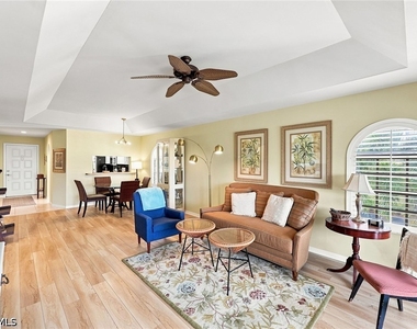 605 Augusta Boulevard - Photo Thumbnail 8