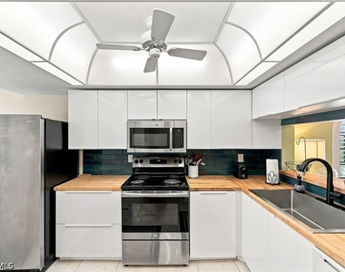 605 Augusta Boulevard - Photo Thumbnail 11
