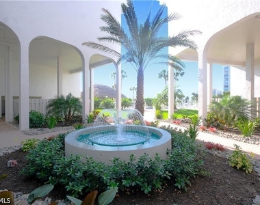 12945 Vanderbilt Drive - Photo Thumbnail 18