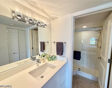 12945 Vanderbilt Drive - Photo Thumbnail 15