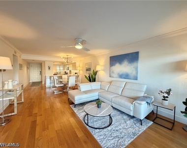 12945 Vanderbilt Drive - Photo Thumbnail 6