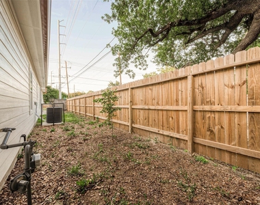 336 De Haven Street - Photo Thumbnail 28