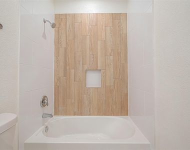336 De Haven Street - Photo Thumbnail 18
