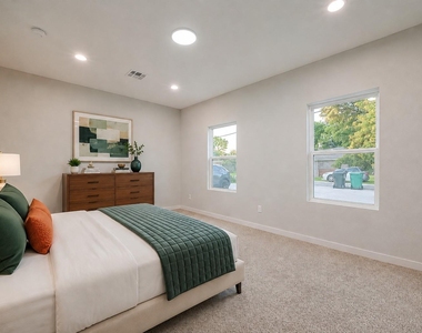336 De Haven Street - Photo Thumbnail 15