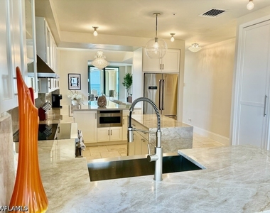930 Cape Marco Drive - Photo Thumbnail 10
