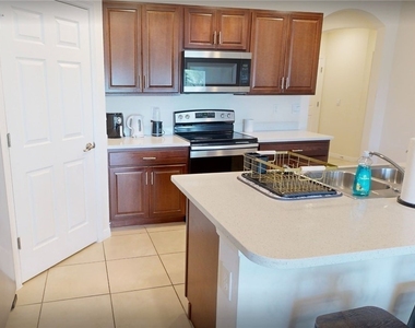 513 Nelson Road N - Photo Thumbnail 6