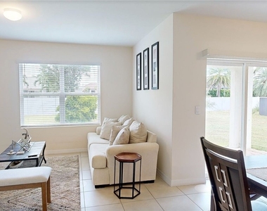 513 Nelson Road N - Photo Thumbnail 3