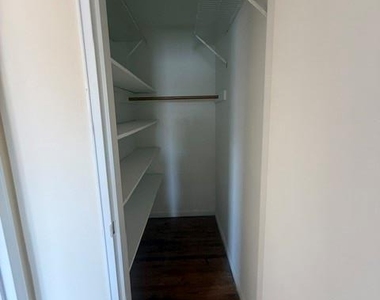 718-720 Stuyvesant - Photo Thumbnail 9