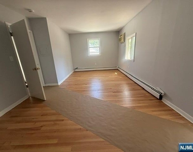 62 Brookline - Photo Thumbnail 13