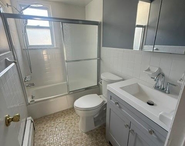 62 Brookline - Photo Thumbnail 7