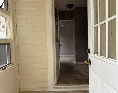 423 Closter Dock - Photo Thumbnail 11