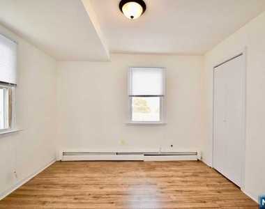 178 Washington - Photo Thumbnail 1