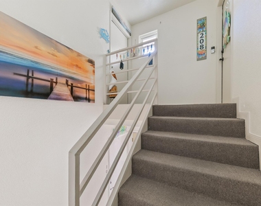 7312 Seawall Boulevard - Photo Thumbnail 22