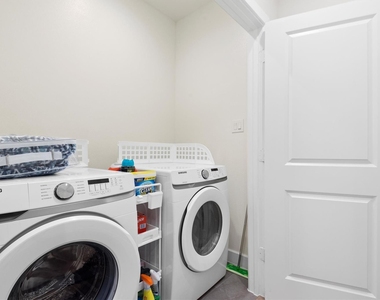 2124 Francis Street - Photo Thumbnail 18